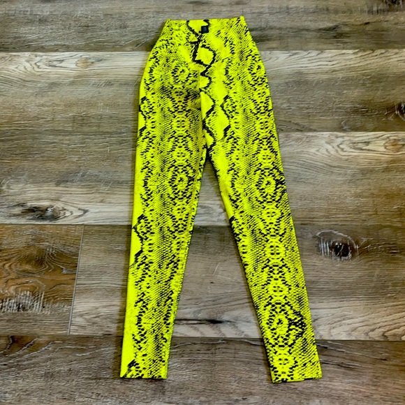 Beach Riot Pants - Beach Riot NWOT leggings XS